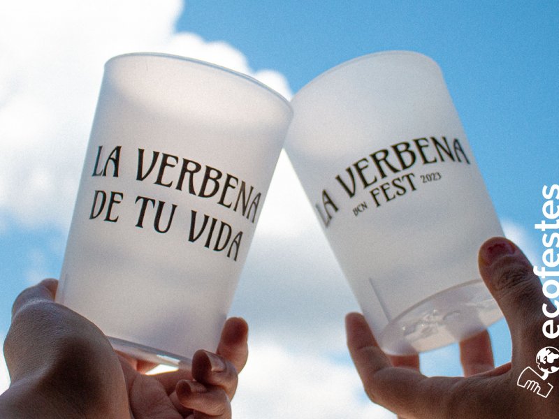 La primera edición de La Verbena Fest con vasos reutilizables